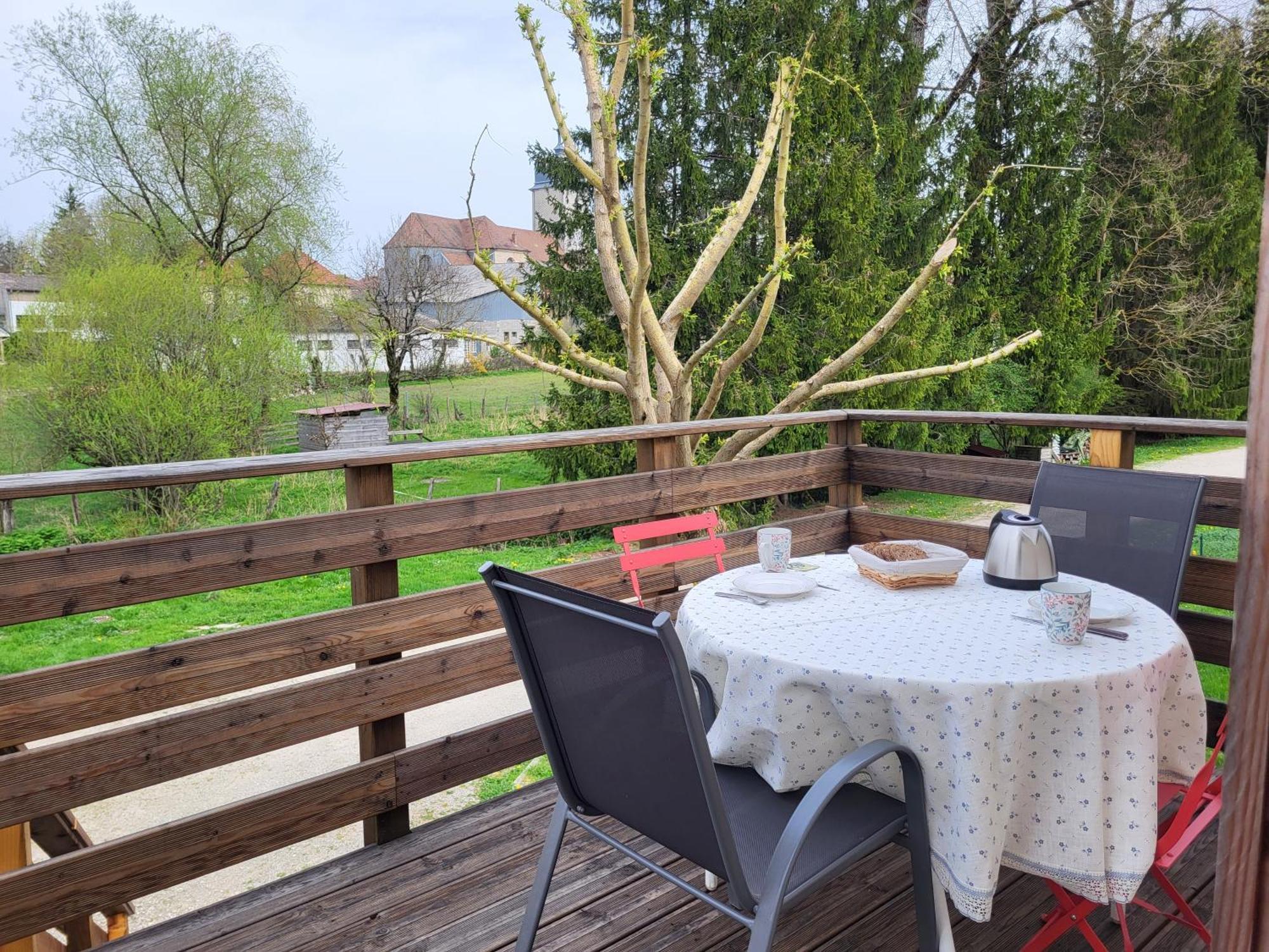Sous Le Saule Apartman Nods Kültér fotó